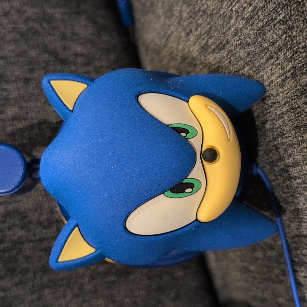 Sonic The Hedgehog Headphones With Jack, NEW - Picture 3 of 9